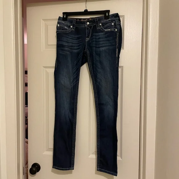 Rock Revival Silver Sparkly Buckle Jeans - Picture 6 of 6